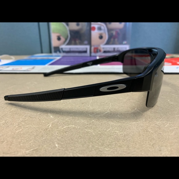 Oakley Mercenary Polarized sunglasses - Picture 2 of 6
